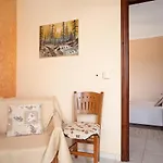 Appartamento Lakis *