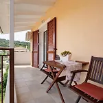 Lakis * Spartokhórion