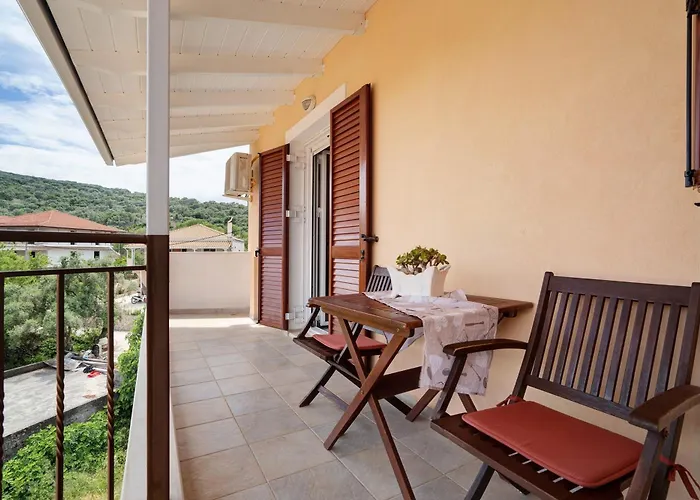 Lakis Appartement *
