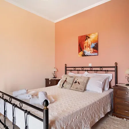 Apartment Lakis Spartokhorion
